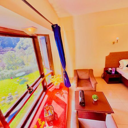 Sagar Resort !! Mountain View ! Luxury Stay ! Family Resort ! Private Parking ! Near Mall Road Manāli Extérieur photo