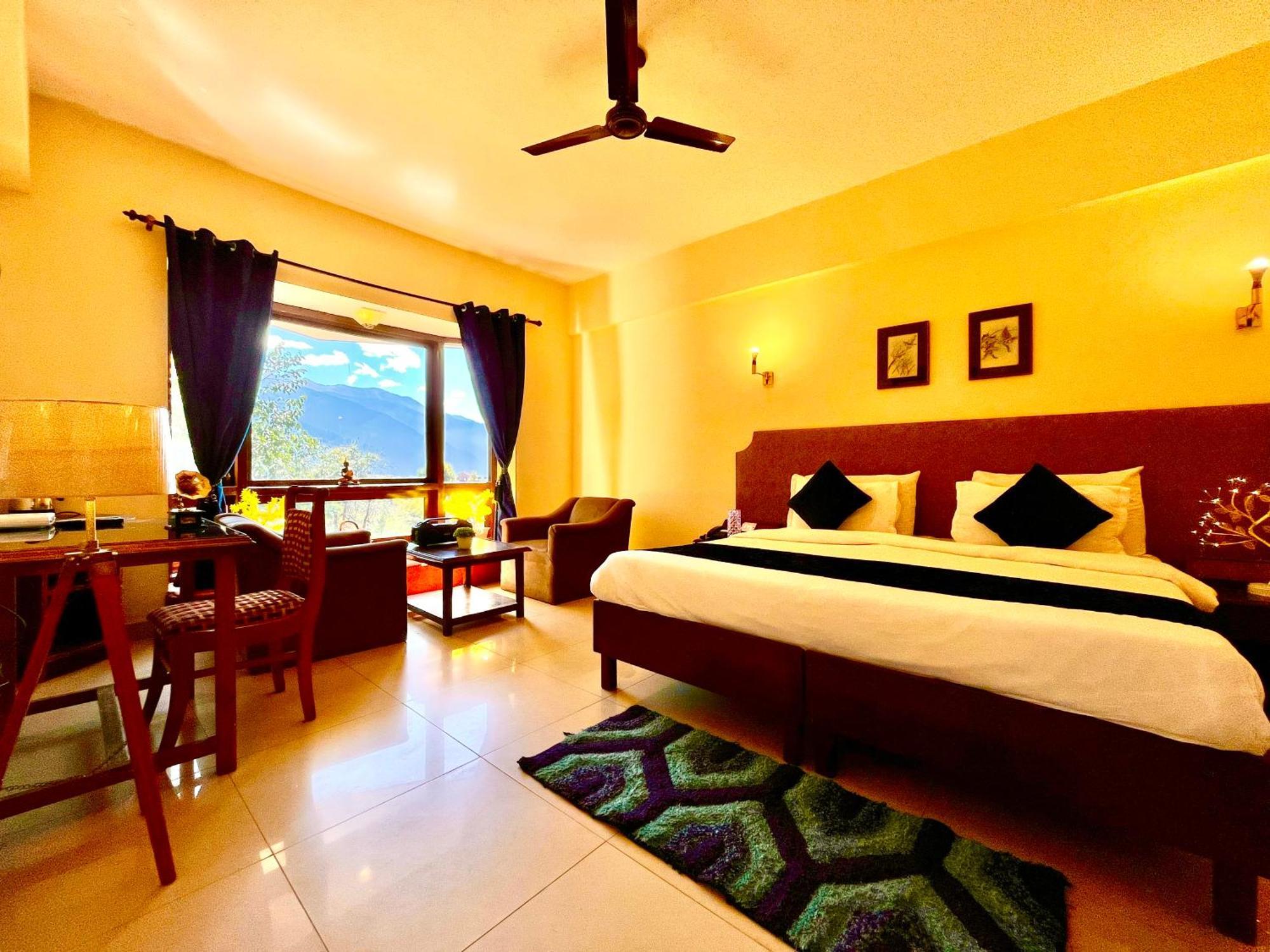 Sagar Resort !! Mountain View ! Luxury Stay ! Family Resort ! Private Parking ! Near Mall Road Manāli Extérieur photo