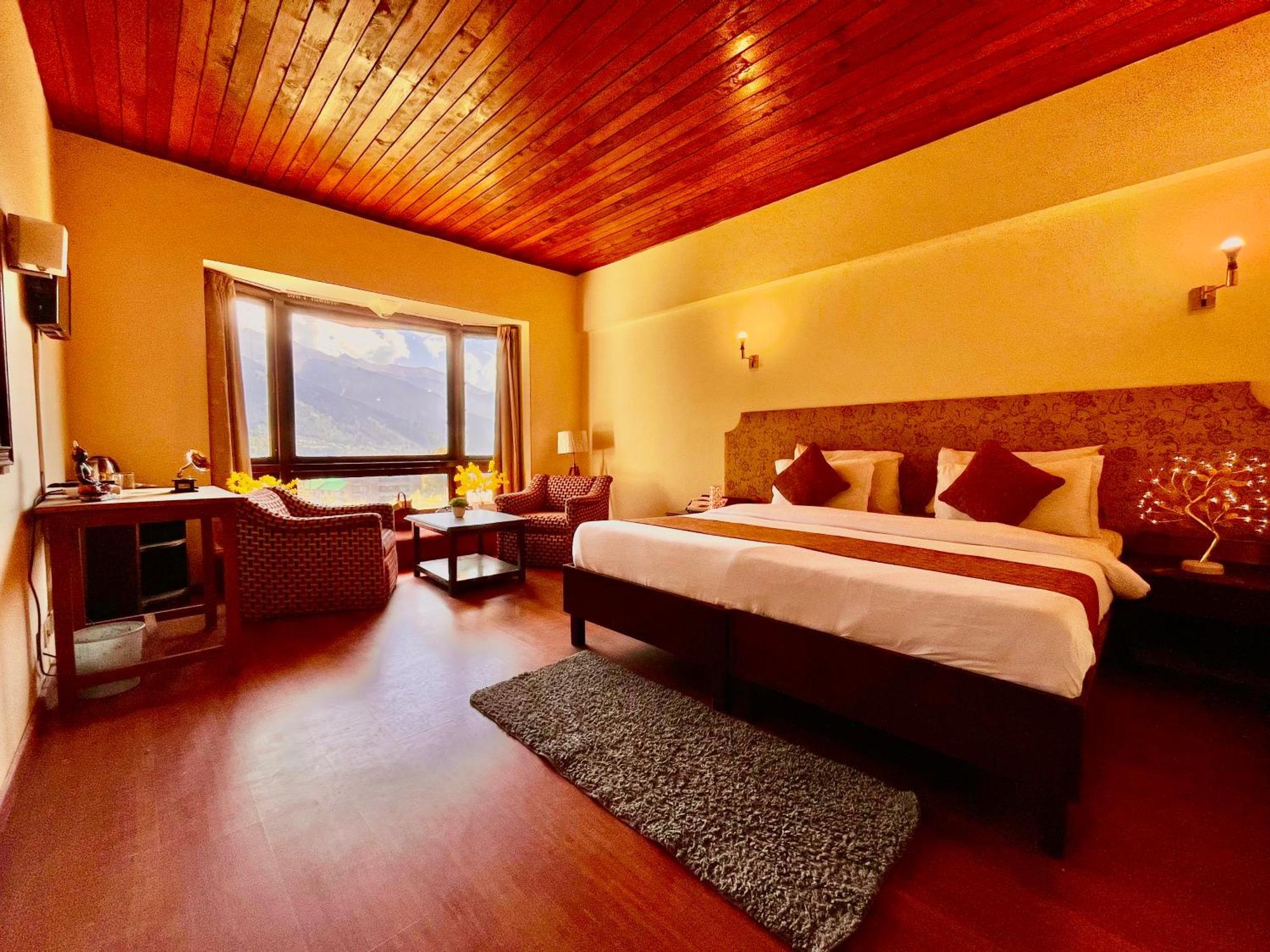 Sagar Resort !! Mountain View ! Luxury Stay ! Family Resort ! Private Parking ! Near Mall Road Manāli Extérieur photo