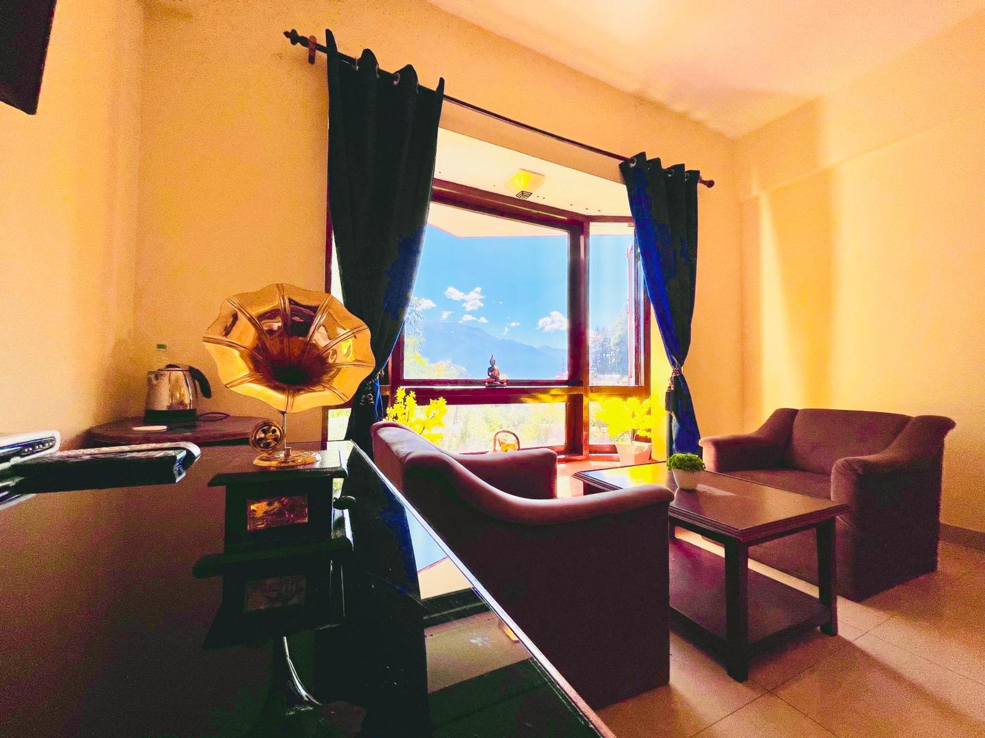 Sagar Resort !! Mountain View ! Luxury Stay ! Family Resort ! Private Parking ! Near Mall Road Manāli Extérieur photo