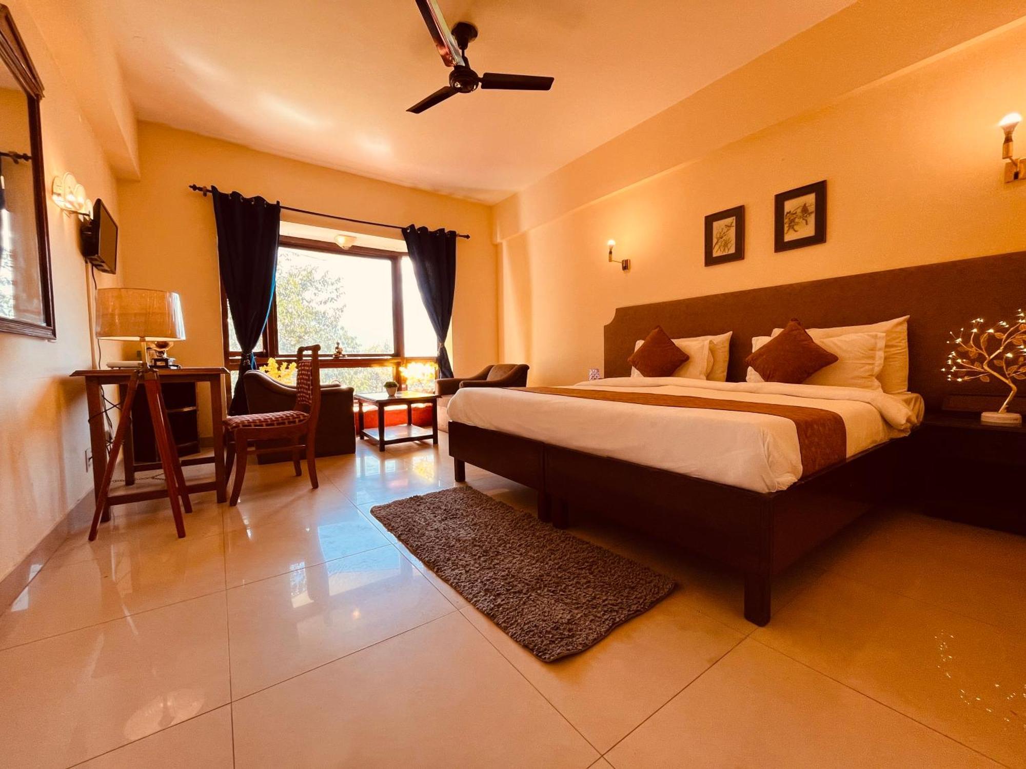 Sagar Resort !! Mountain View ! Luxury Stay ! Family Resort ! Private Parking ! Near Mall Road Manāli Extérieur photo