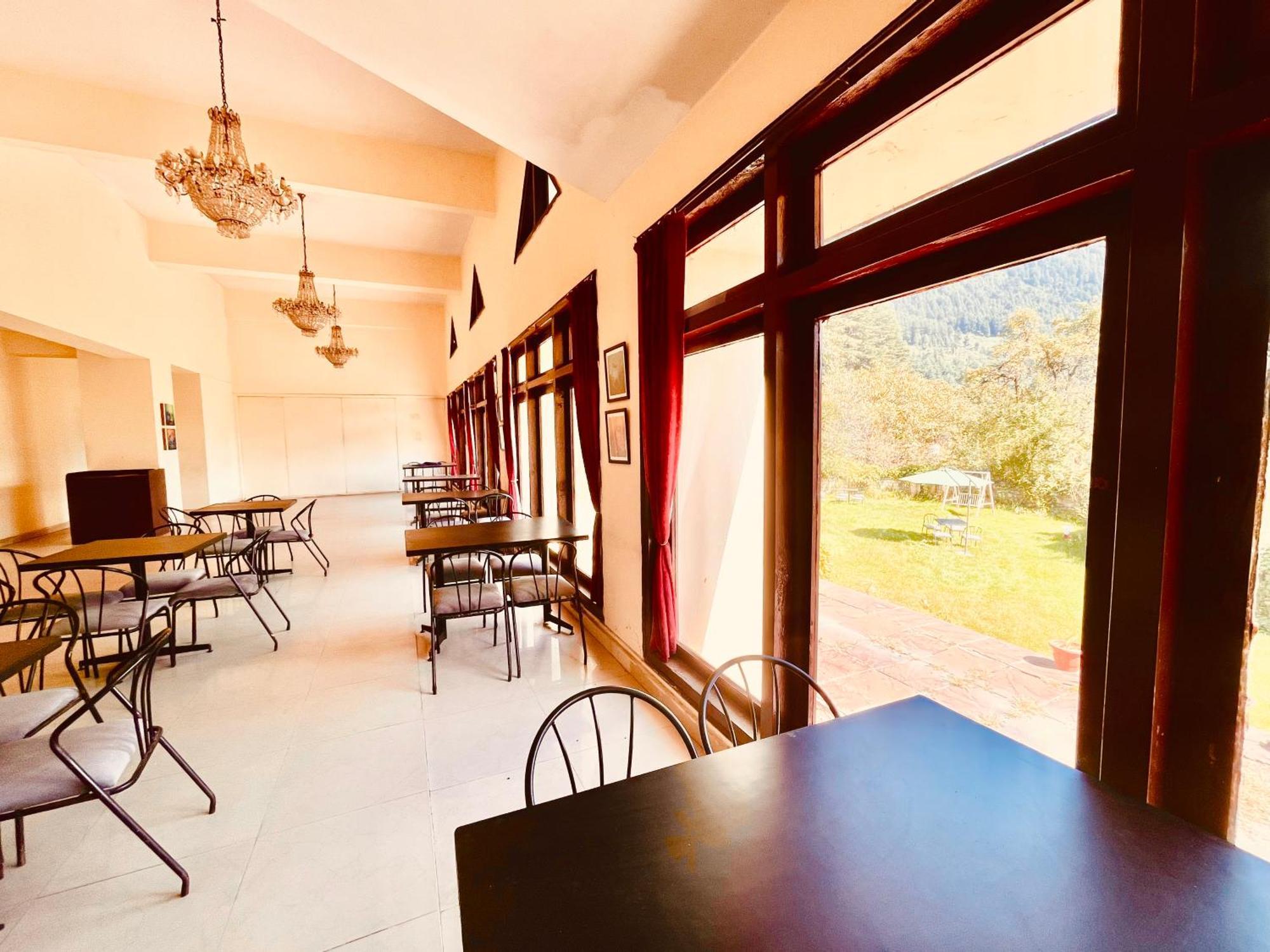 Sagar Resort !! Mountain View ! Luxury Stay ! Family Resort ! Private Parking ! Near Mall Road Manāli Extérieur photo